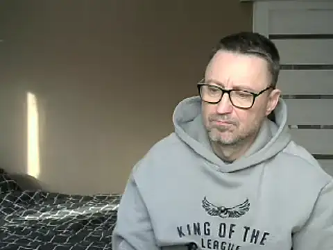 Snapshot of HarrySnake chatting on 14, 2, 2025 HarrySnake online show from 14, 2, 2025