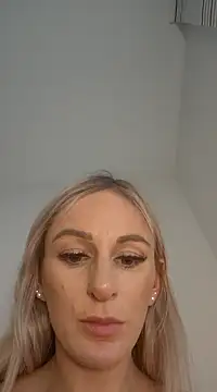 Liana Lou online show from 19, 1, 2025