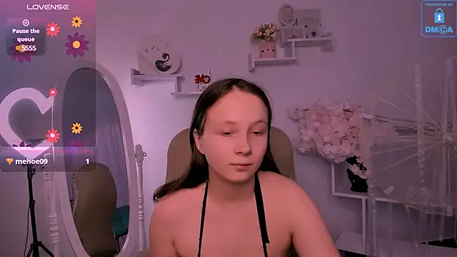 Ketrin n  online show from 4, 2, 2025