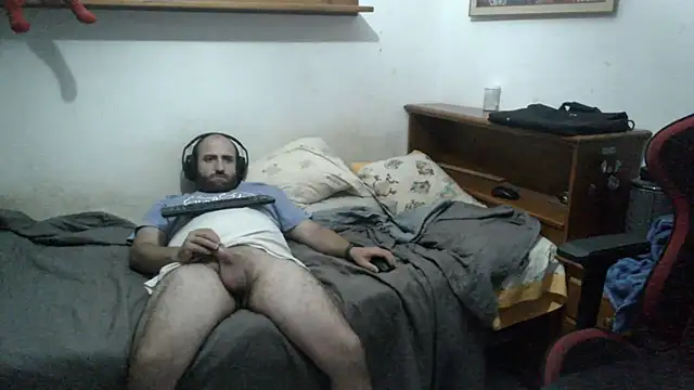 Snapshot of arrow_78 chatting on 7, 10, 2025 arrow 78 online show from 7, 10, 2025