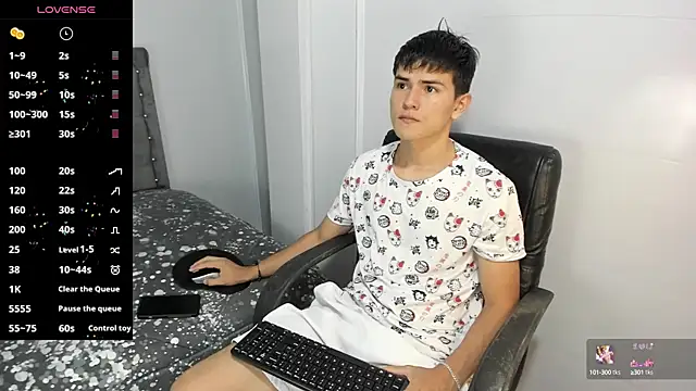 Snapshot of Jacobb_Lee chatting on 19, 12, 2024 Jacobb Lee online show from 19, 12, 2024