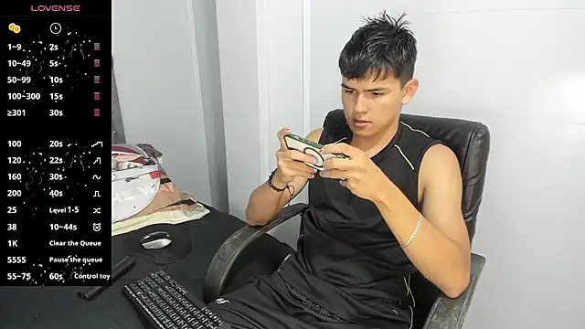 Snapshot of Jacobb_Lee chatting on 20, 2, 2025 Jacobb Lee online show from 20, 2, 2025