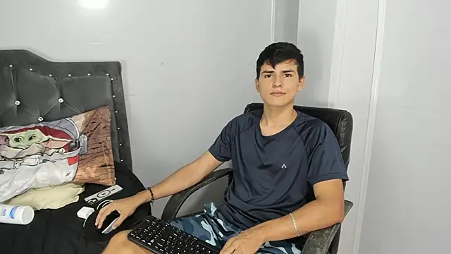 Snapshot of Jacobb_Lee chatting on 13, 3, 2025 Jacobb Lee online show from 13, 3, 2025
