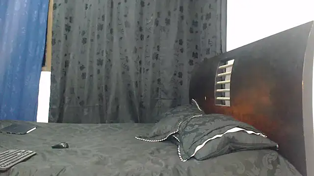 Hot Sharks  online show from 18, 3, 2026