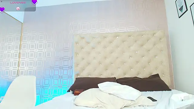 Sara Desire online show from 31, 1, 2025