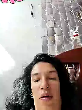 Snapshot of rebekka_simpson chatting on 14, 12, 2024 rebekka simpson online show from 14, 12, 2024