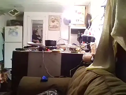 allissonw13 online show from 24, 1, 2025