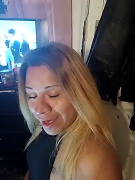 allissonw13 online show from 28, 1, 2025