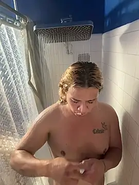 allissonw13 online show from 5, 12, 2025