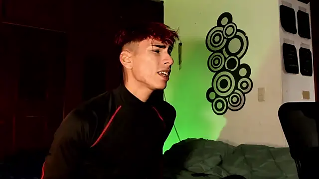 Snapshot of Teo_skinny chatting on 6, 11, 2025 Teo skinny online show from 6, 11, 2025