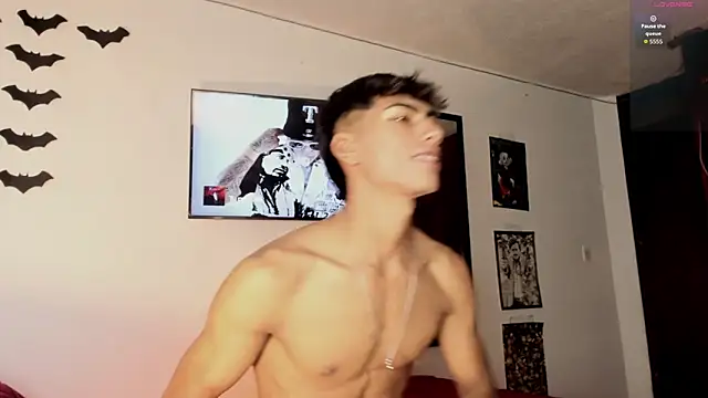 Snapshot of Teo_skinny chatting on 6, 4, 2026 Teo skinny online show from 6, 4, 2026