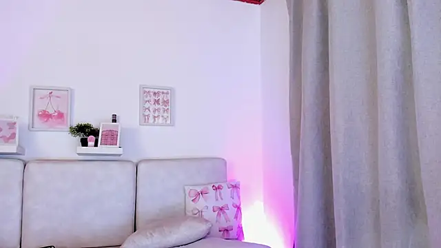 Malka Burning online show from 5, 11, 2025