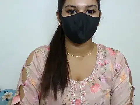 Snapshot of sparkling_queen chatting on 18, 1, 2025 sparkling queen online show from 18, 1, 2025