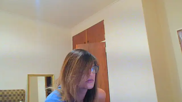 Snapshot of karmicQueen669 chatting on 11, 6, 2026 karmicQueen669 online show from 11, 6, 2026