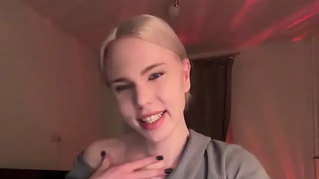 DanielPaige  online show from 30, 12, 2024