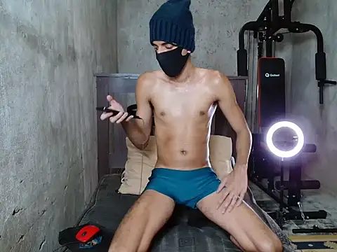 skinnyboy1000 online show from 29, 10, 2025