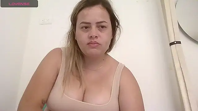 saramartinez1000 online show from 22, 5, 2026