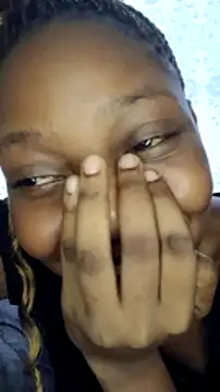 Midnight Clique  online show from 13, 12, 2024