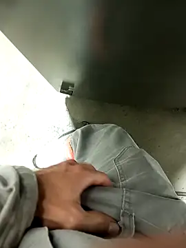 Snapshot of Din0071 chatting on 9, 12, 2024 Din0071 online show from 9, 12, 2024