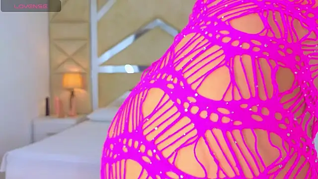 Snapshot of Tiphani_walker_ chatting on 2, 11, 2025 Tiphani walker online show from 2, 11, 2025