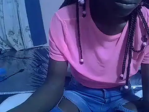 Snapshot of Petite_rider chatting on 3, 2, 2025 Petite rider online show from 3, 2, 2025