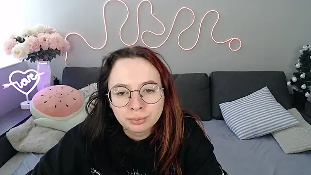 Mini Diva online show from 17, 1, 2026