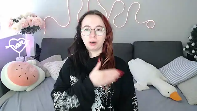 Mini Diva online show from 21, 2, 2026