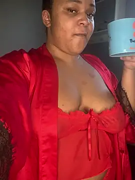 yourfavlightskinn online show from 26, 12, 2024