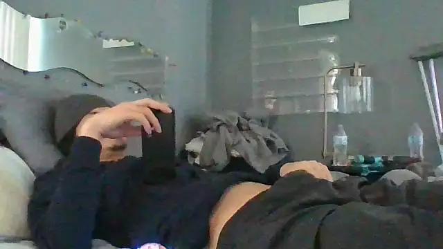 Snapshot of gifted723 chatting on 30, 11, 2025 gifted723 online show from 30, 11, 2025