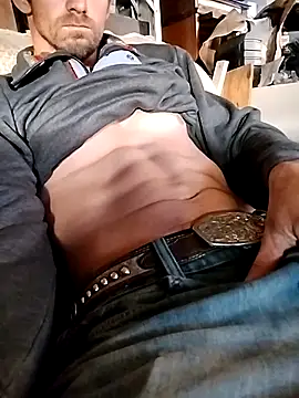 Snapshot of savhorseridecwby chatting on 28, 10, 2025 savhorseridecwby online show from 28, 10, 2025