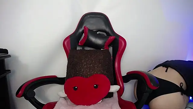 luly pink online show from 14, 2, 2026