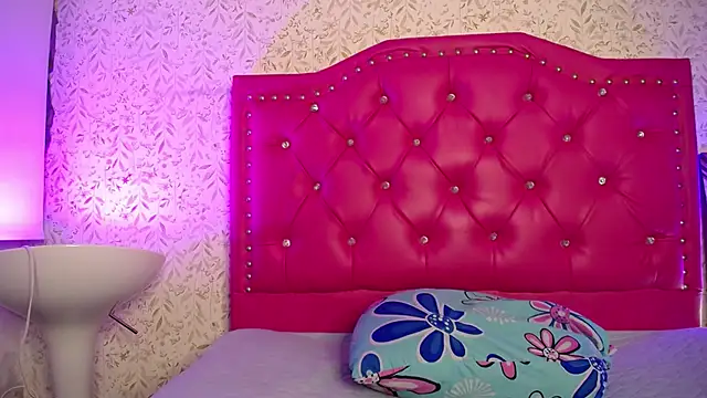 luly pink online show from 13, 3, 2026