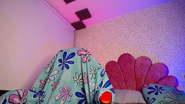 luly pink online show from 30, 5, 2026
