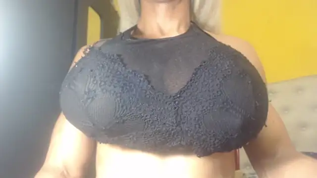 DanielaMuscleTS online show from 30, 1, 2025