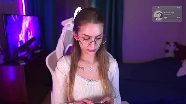 Kamila icee online show from 14, 11, 2025