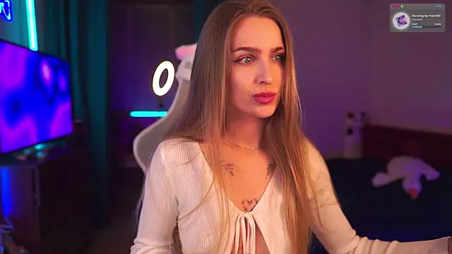 Kamila icee online show from 25, 11, 2025