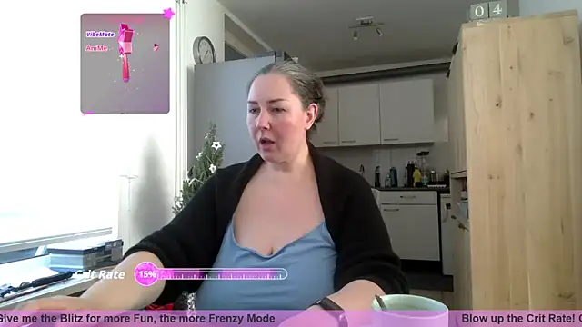 MilfGina online show from 4, 12, 2025