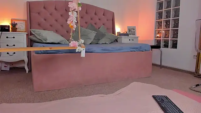 JassyeJoy online show from 31, 10, 2025