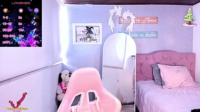 Snapshot of Kenia_tompson01 chatting on 16, 12, 2024 Kenia tompson01 online show from 16, 12, 2024
