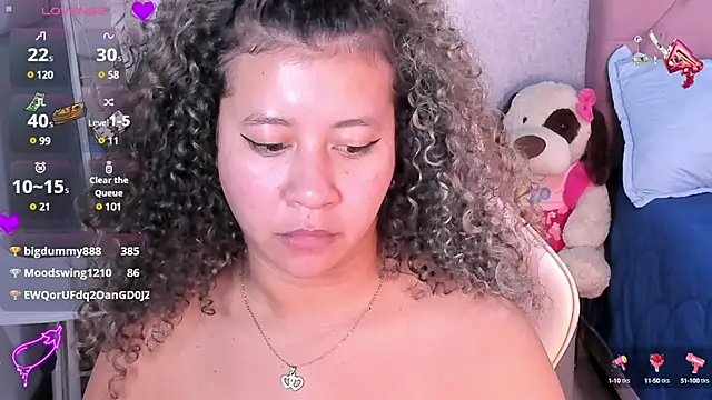 Snapshot of Kenia_tompson01 chatting on 18, 2, 2025 Kenia tompson01 online show from 18, 2, 2025