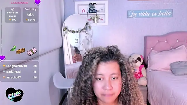 Snapshot of Kenia_tompson01 chatting on 19, 3, 2025 Kenia tompson01 online show from 19, 3, 2025