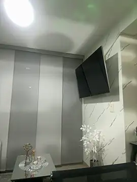 LARIANA RIVERA23 online show from 25, 2, 2026