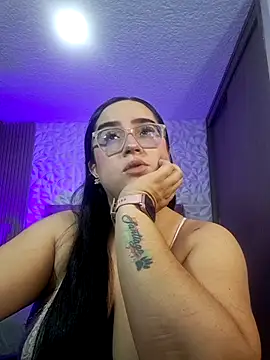 Sofiia davis23 online show from 13, 3, 2026