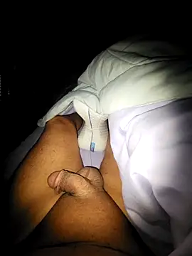 Snapshot of theclubist111 chatting on 29, 11, 2025 theclubist111 online show from 29, 11, 2025