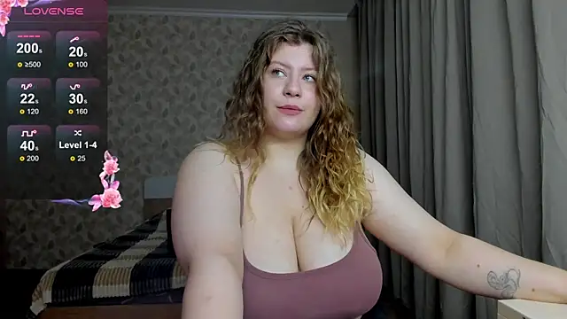 Snapshot of MariaStuart chatting on 6, 10, 2025 MariaStuart online show from 6, 10, 2025