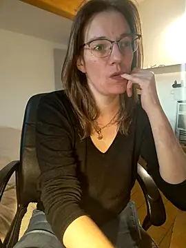 SpiceLea online show from 13, 3, 2025