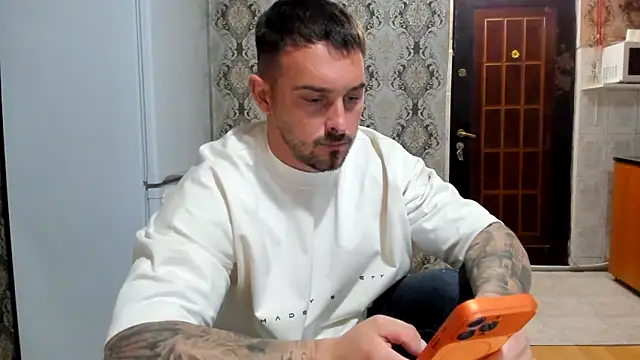 Snapshot of Jonmusclemaster chatting on 28, 5, 2026 Jonmusclemaster online show from 28, 5, 2026