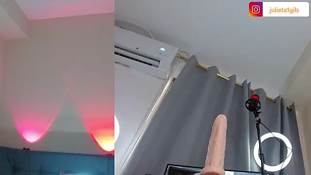 Snapshot of Juliet_dolce chatting on 19, 11, 2025 Juliet dolce online show from 19, 11, 2025