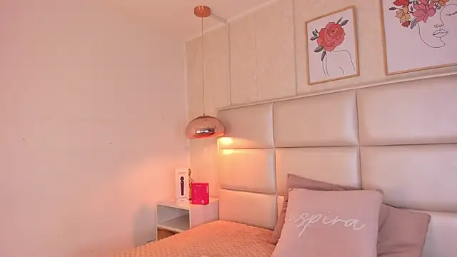 Aily Yozuko online show from 8, 1, 2026