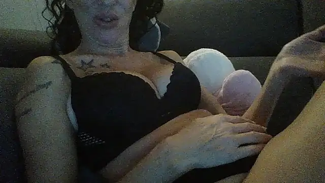 MarikaMilff online show from 14, 10, 2025